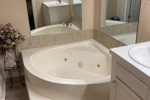 Lot 92 bath 1