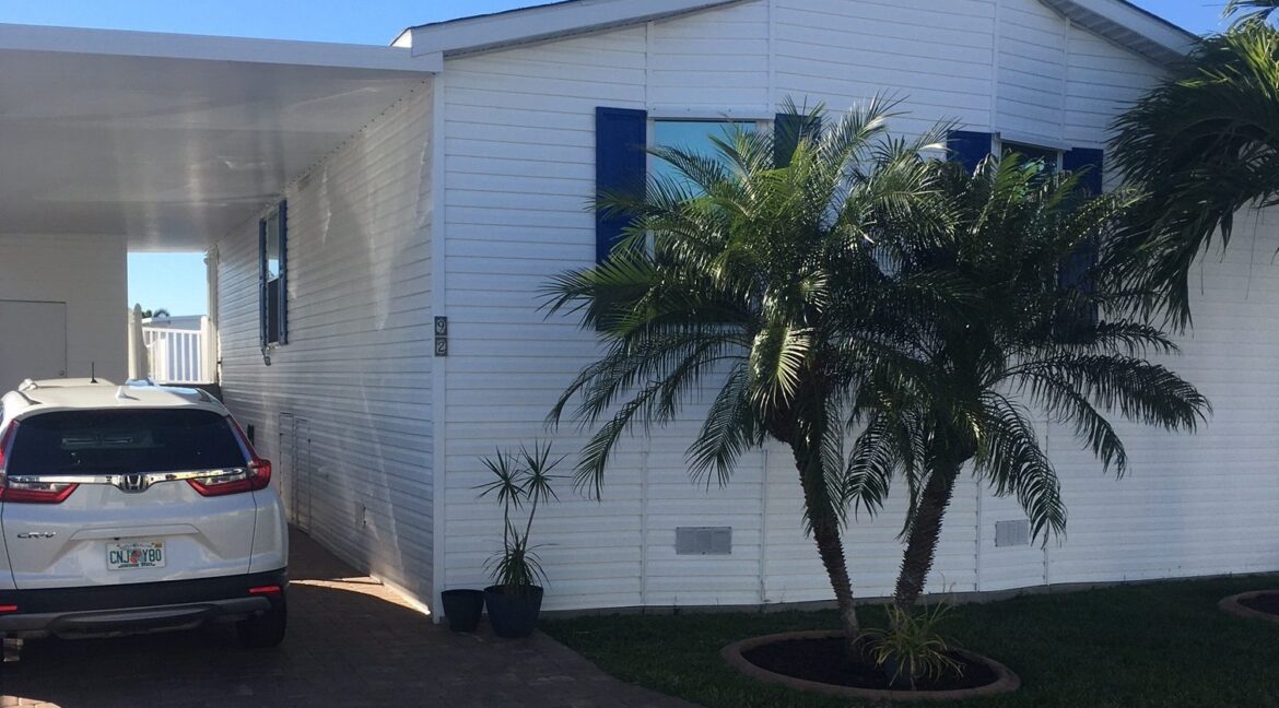 Lot 92 front