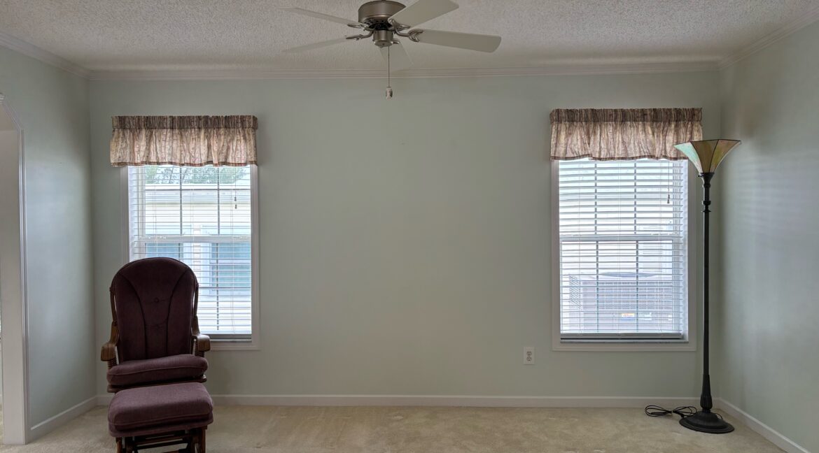 lot 196 living b