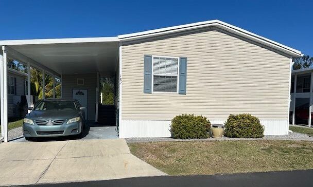 Lot 182 front