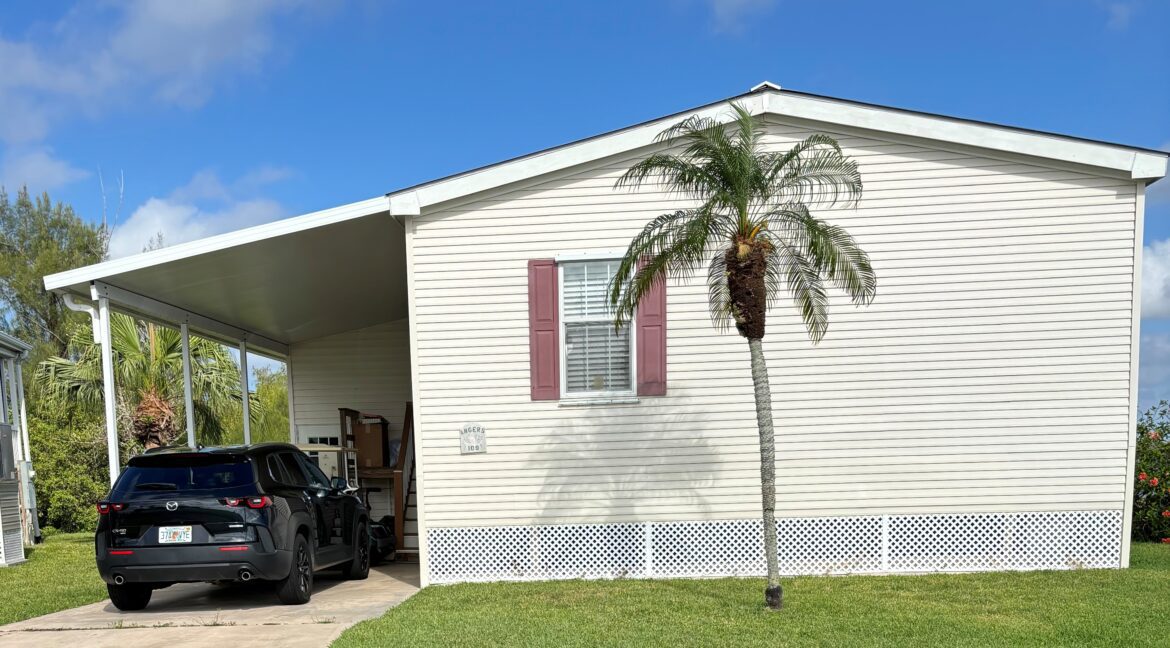 Lot 109 Front
