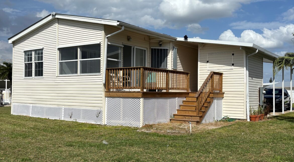Lot 109 rear