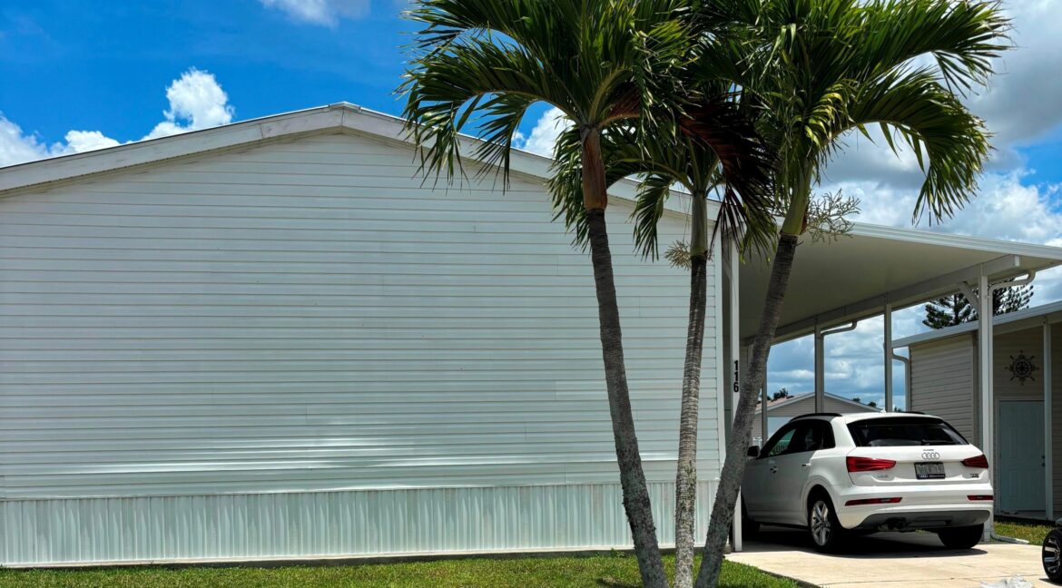 Lot 116 front r