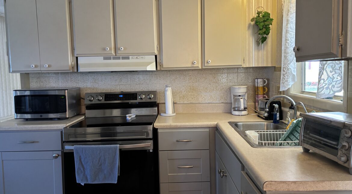 Lot 46 kitchen
